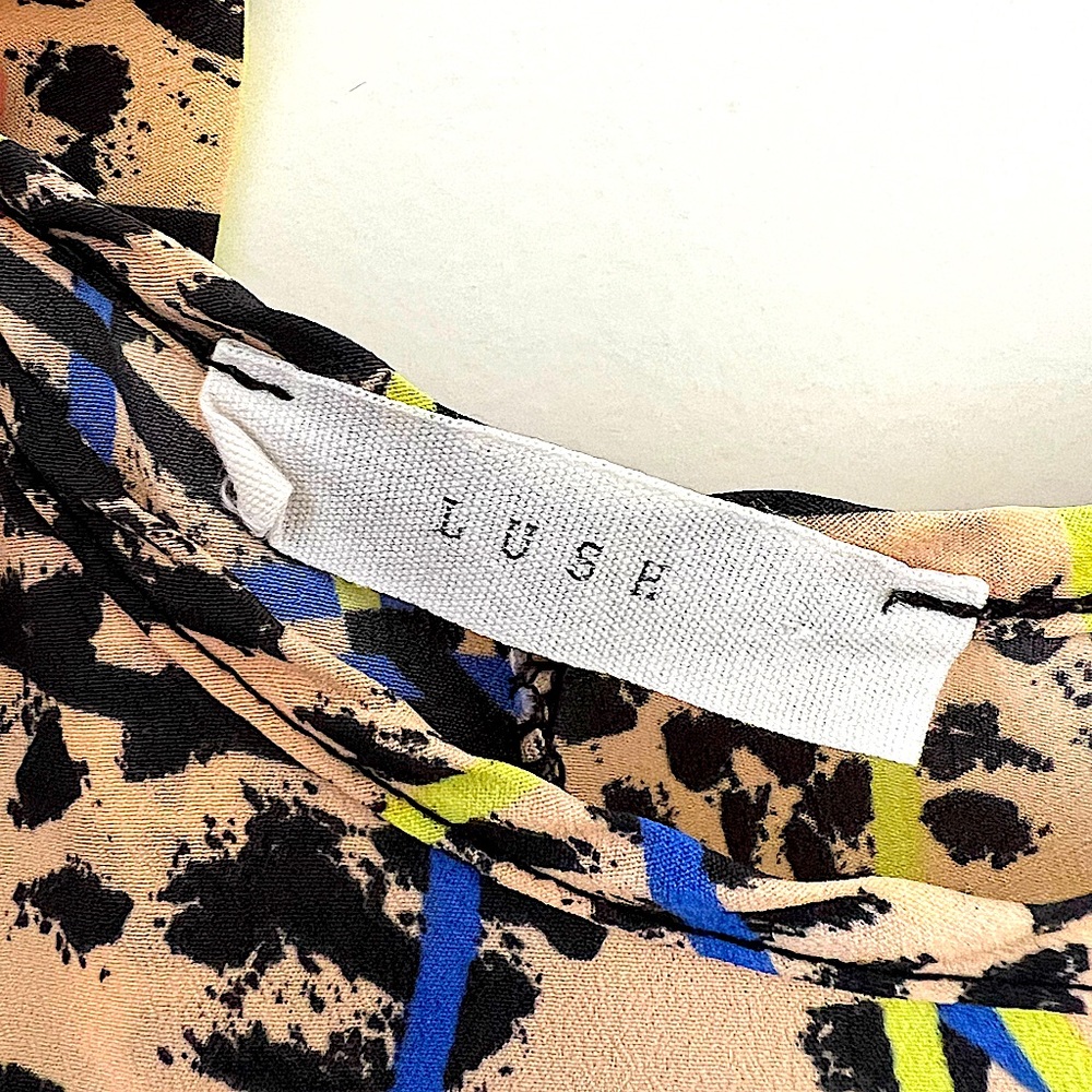 Lush Leopard Print Top - Picture 2 of 3